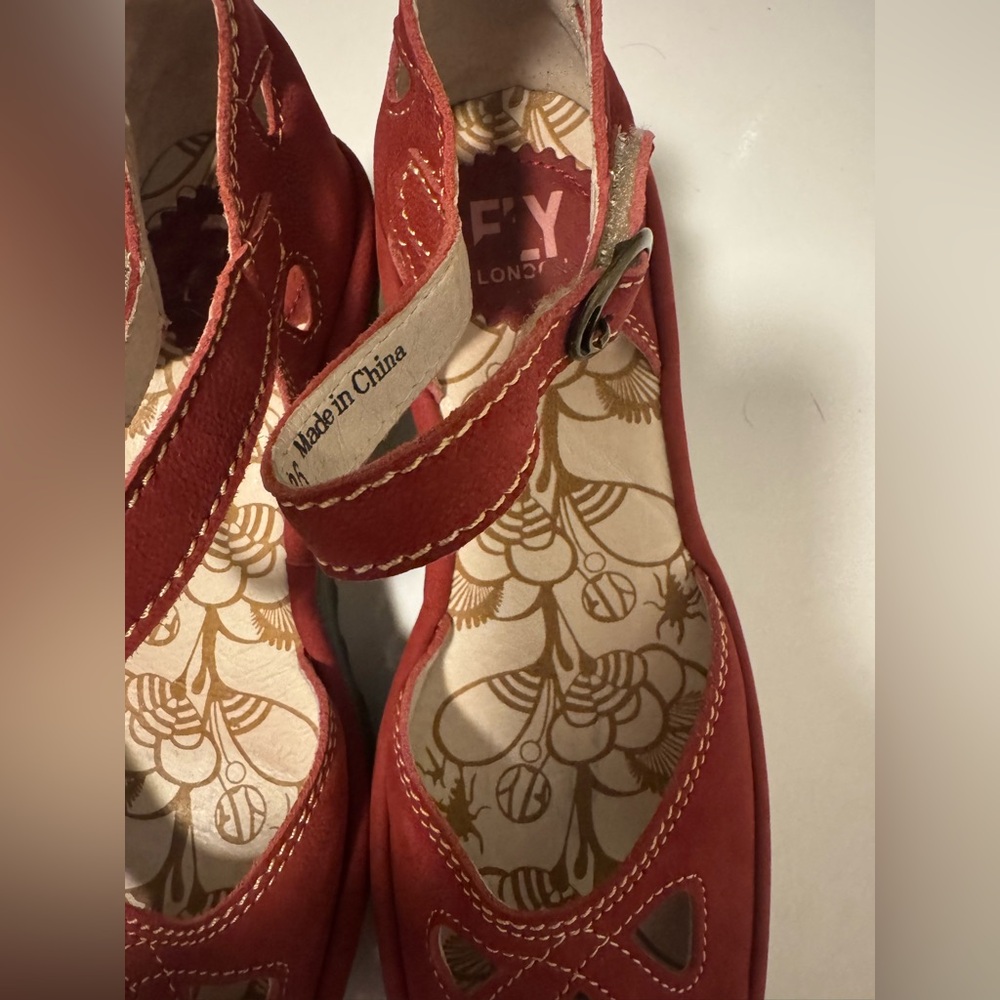 Fly London Red Women's Heels with Cutout Design - Picture 4 of 7